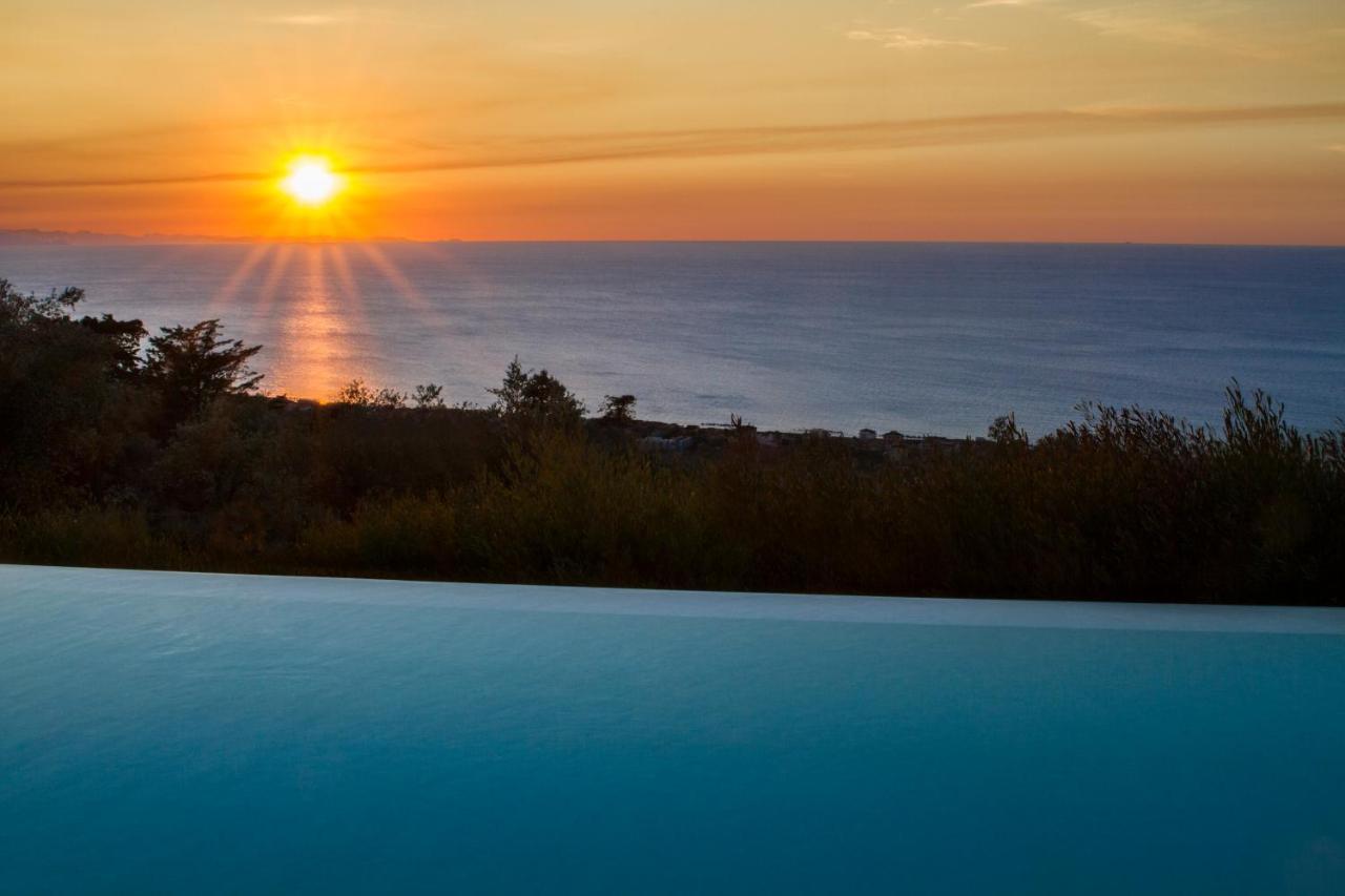 Villa Laura Capo d'Orlando Exterior photo
