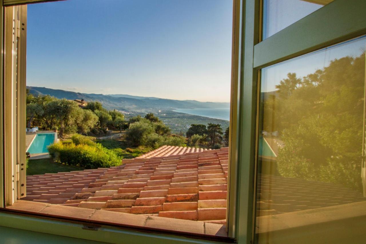Villa Laura Capo d'Orlando Exterior photo