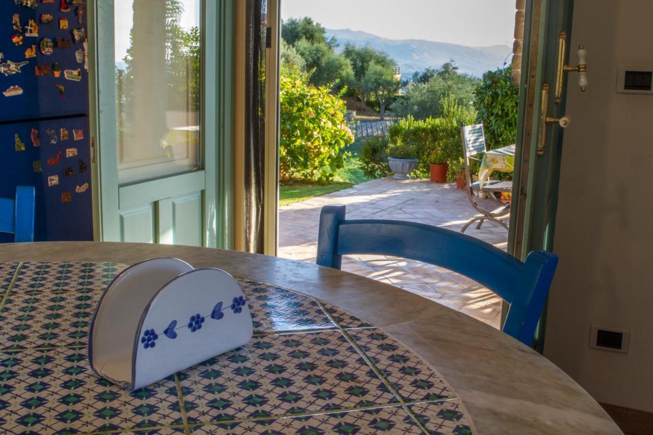 Villa Laura Capo d'Orlando Exterior photo