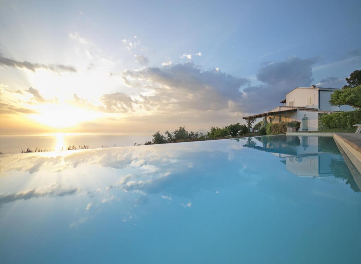 Villa Laura Capo d'Orlando Exterior photo